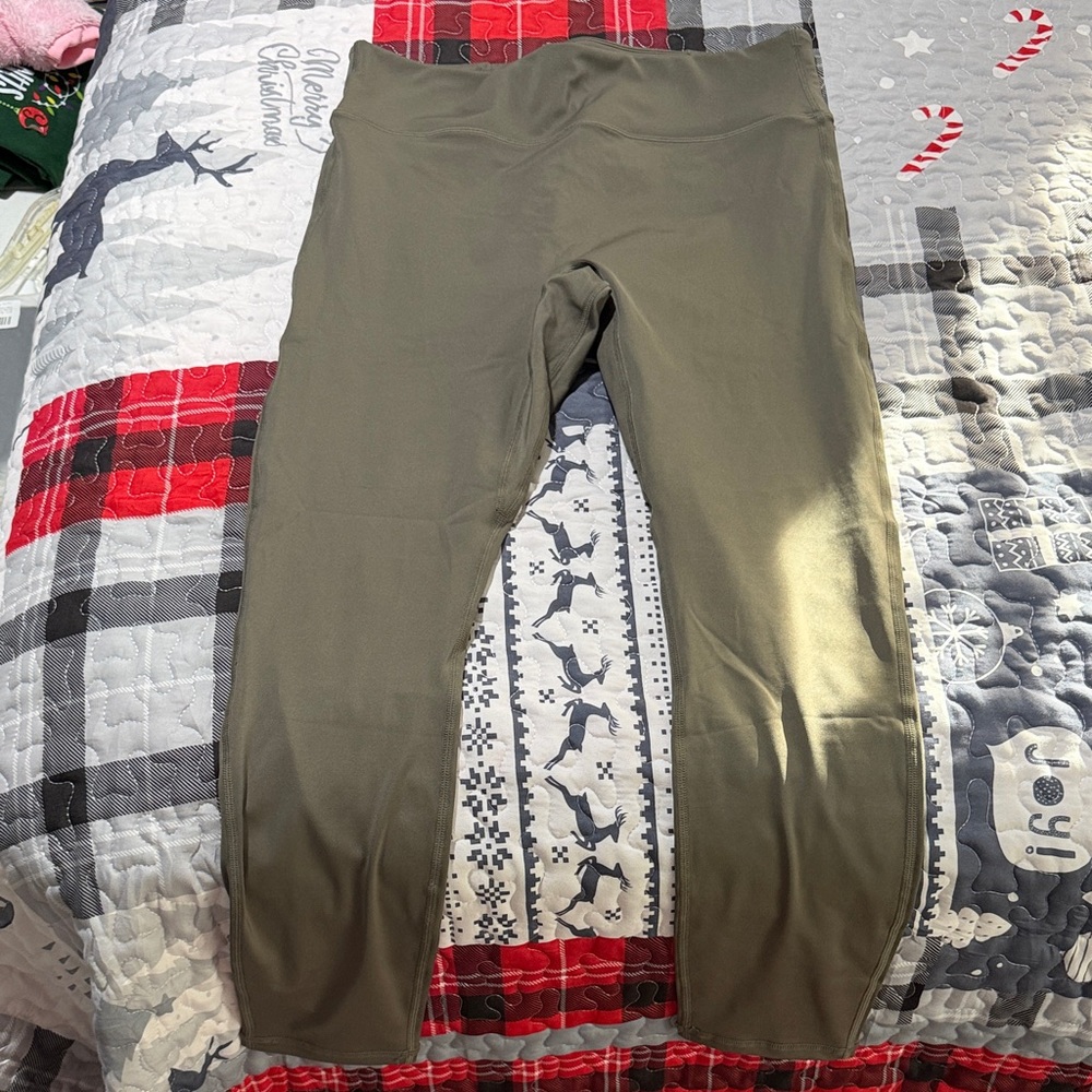 Fabletics Trinity High Waisted pocket Olive Leggings